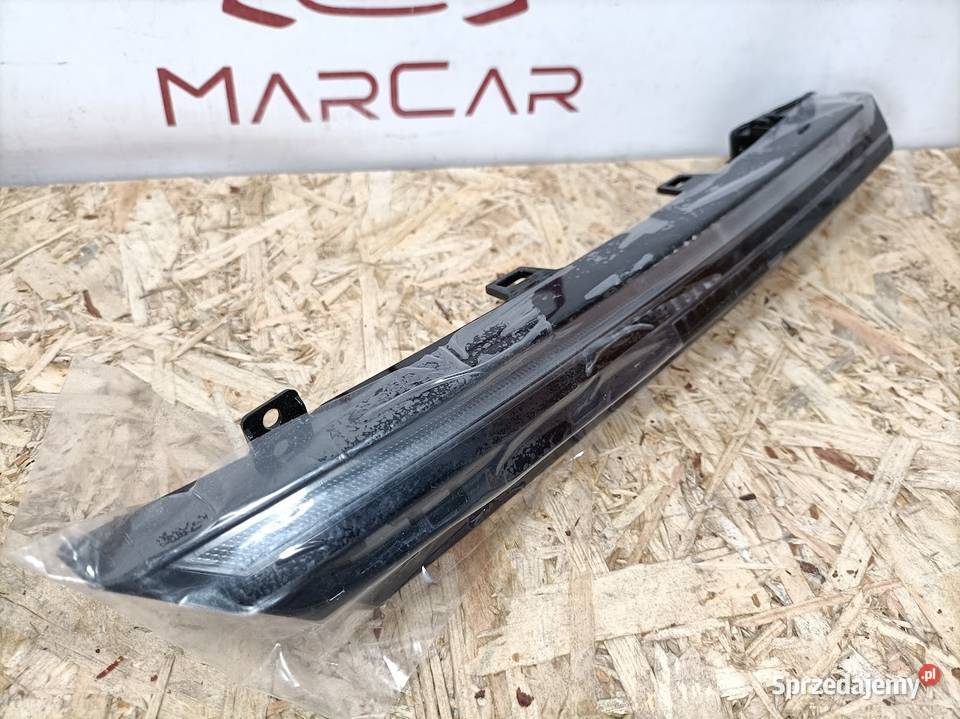 VW GOLF VIII 8 LAMPA DRL LED ATRAPY GRILLA PRAWY Pleszew sprzedam