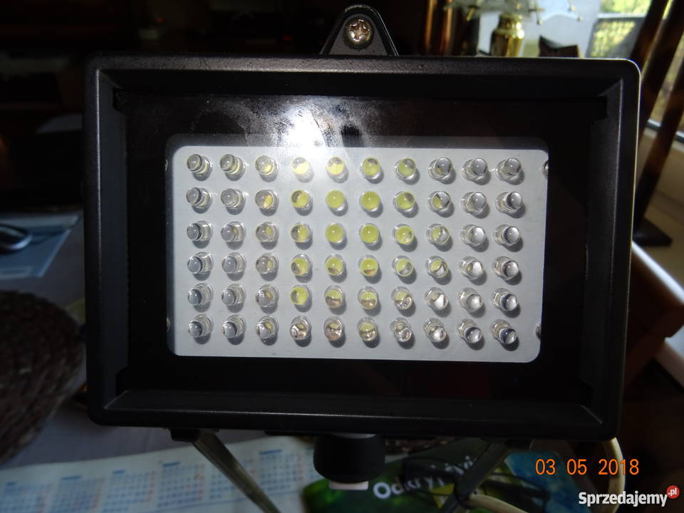 Lampa led diody 60 x 36W czarny
