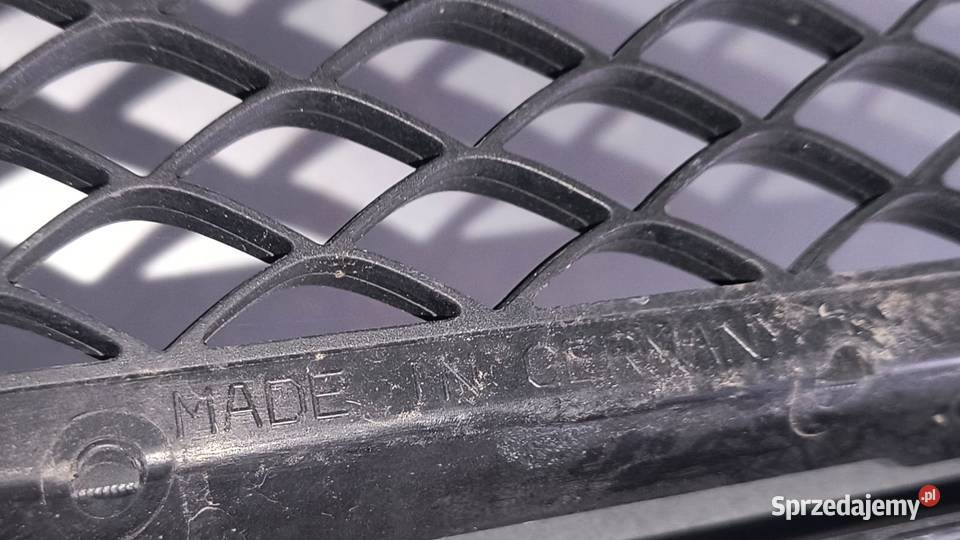 Oryginalny Grill Atrapa zderzaka przód Mercedes Lubska