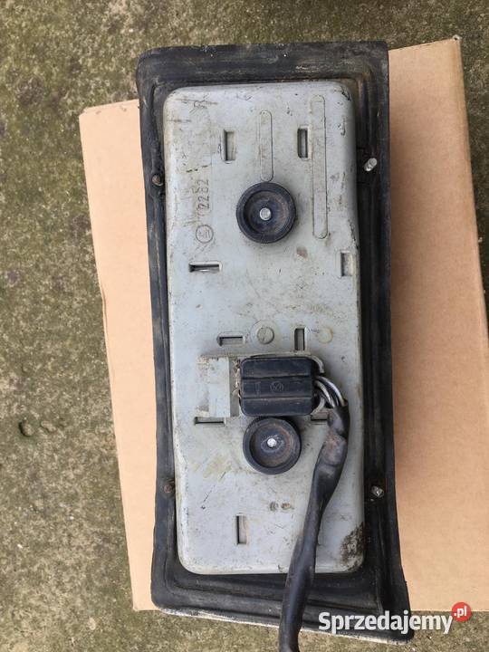 Mercedes W115 lampa prawa tył osobowe Lampy tylne sprzedam