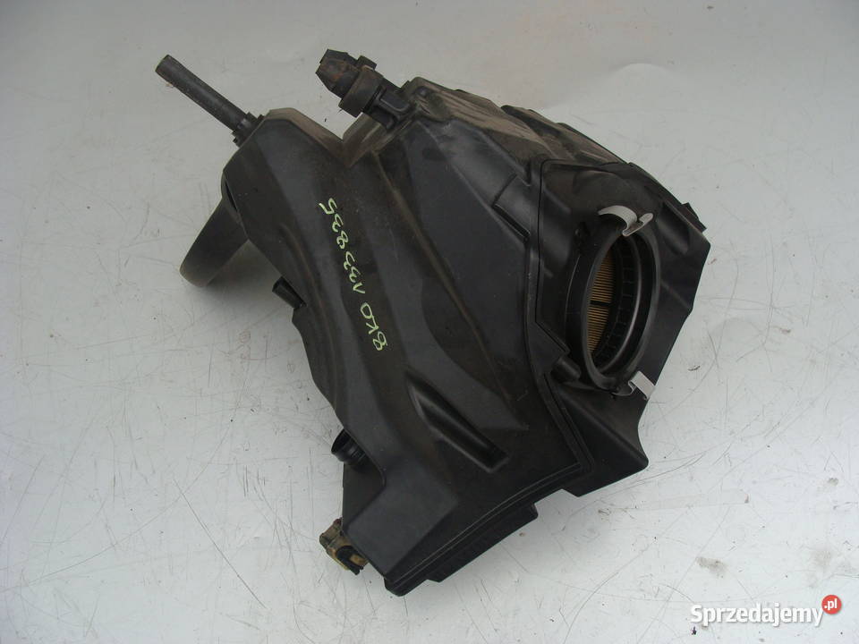 AUDI A4 A5 Q5 OBUDOWA FILTR POWIETRZA 8K0133835 Goleniów