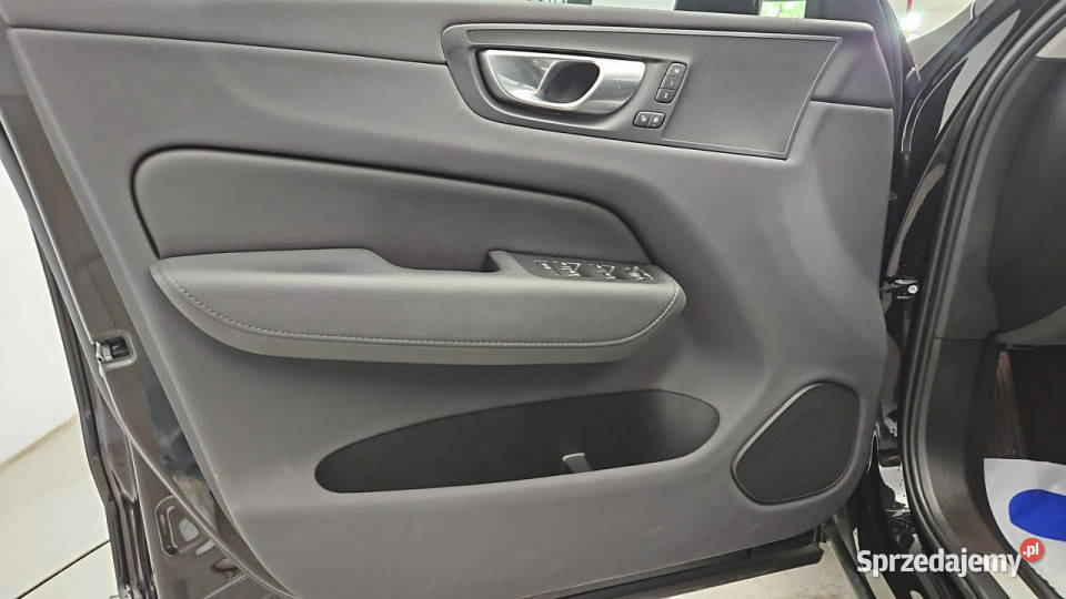Volvo XC 60 B4 B Plus Dark aut Z Polskiego Warszawa