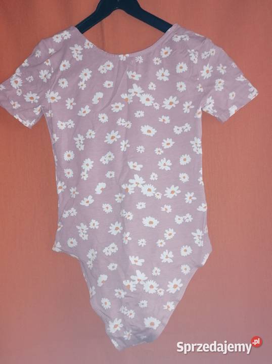 Body damskie z krótkim rękawkiem firmy Łódź