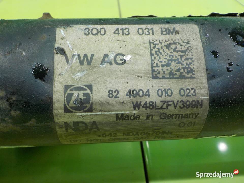 PASSAT B8 19r 15 TSI SEDAN mcpherson amortyzator