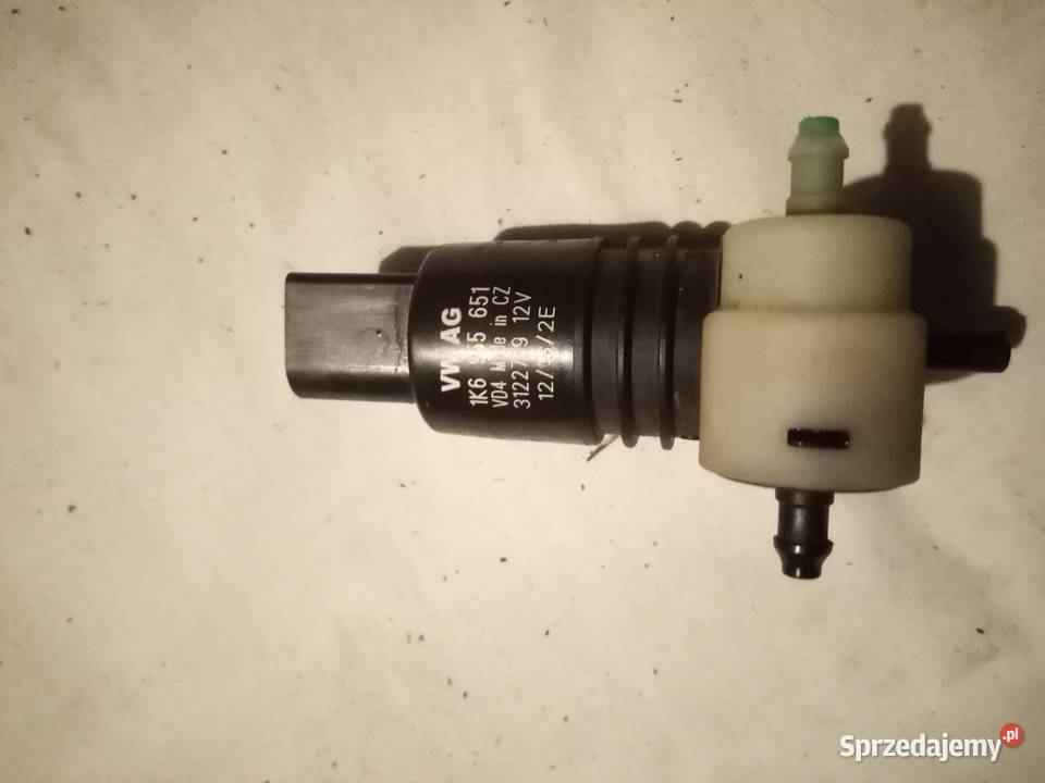 Silniczek spryskiwaczy orginal VW Passat B8 osobowe Łódź sprzedam