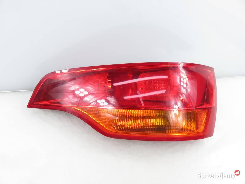 LAMPA PRAWA TYLNA KLAPA AUDI Q7 4L 4L0945094 osobowe