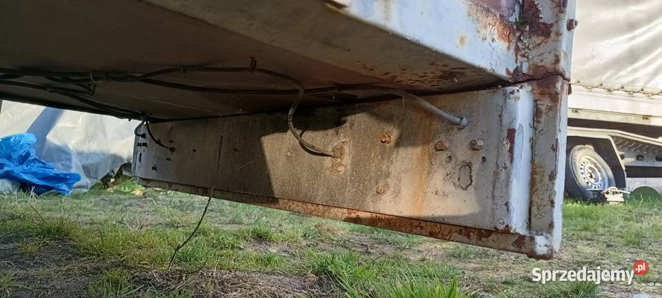 Przyczepka z plandeką 750 Wołów sprzedam