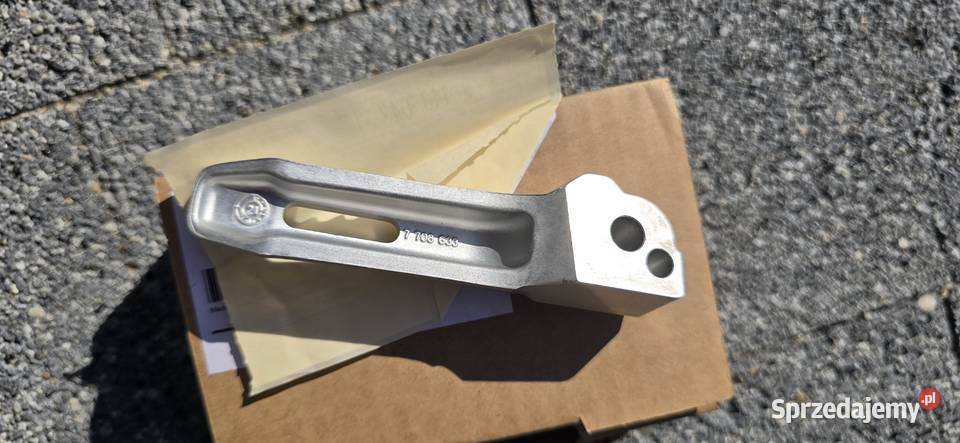 Podnóżek tylny lewy 46 71 7 708 633 BMW S1000RR śląskie Katowice
