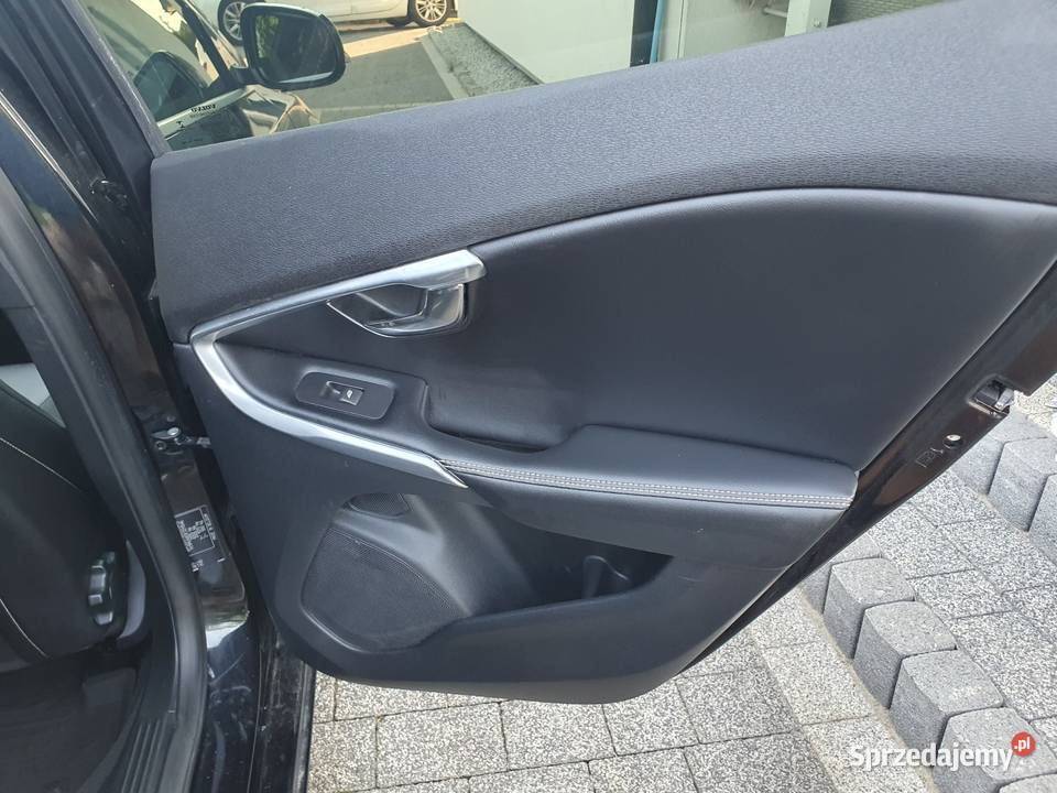 Volvo V40 20 D4 190 Rdesign 2014 Gliwice sprzedam