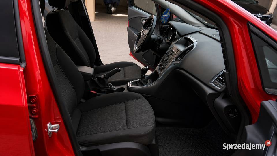 Opel Astra 2014r 14Turbo gaz Lpg stan