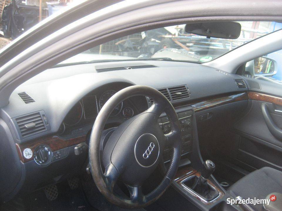 audi a4 b6 małysz 0104r deska rozdzielcza osobowe Rakoniewice