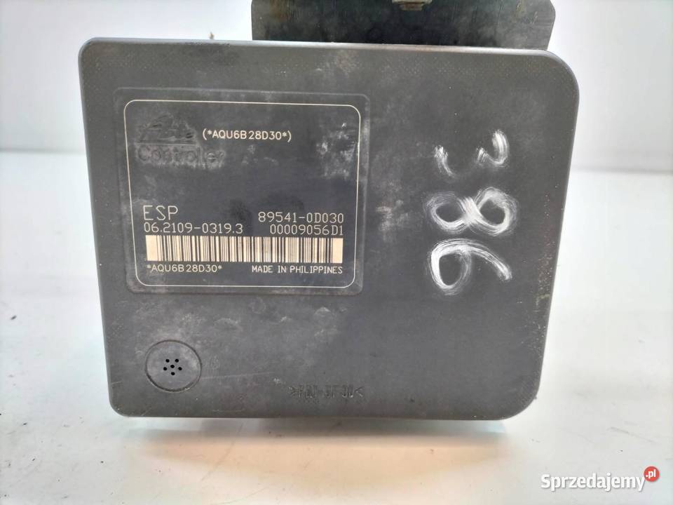 POMPA ABS 445400D010 895410D030 Toyota Yaris II