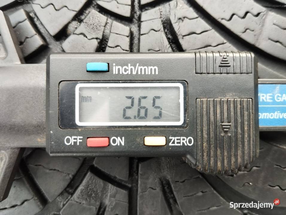 Opony Goodyear ultragrip 9 18560R15 84T para Kamieniec