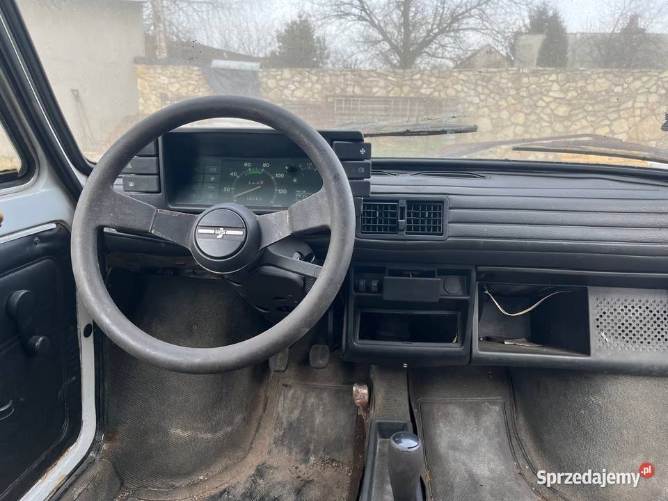 Fiat 126P 650E FL maluch w szczytowej formie Bobrowniki