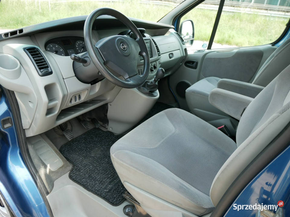 Opel Vivaro 25 CDTI 135 Tour 7 Osób VAT 23 przyciemniane szyby Goczałkowice-Zdrój