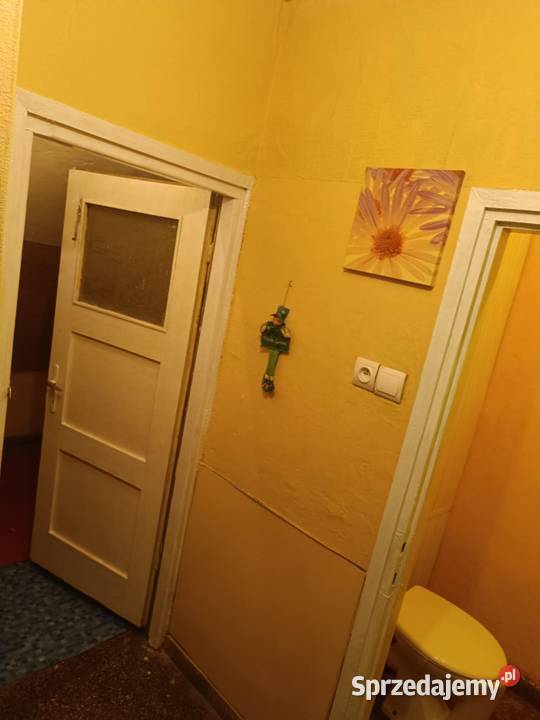 Mieszkanie na sprzedaż sprzedam