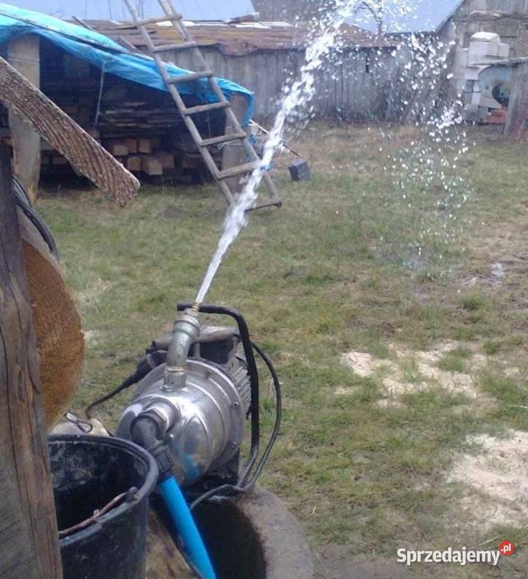 Poglebianie studni ujecia wody Sulejów