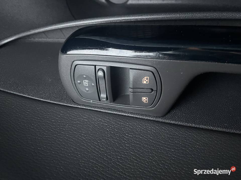 Opel Corsa D 12 Sprowadzona Klima Podgrzewane Motoryzacja Częstochowa