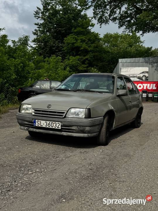 Opel kadett 1989r 13 Ważne oplaty śląskie Zabrze