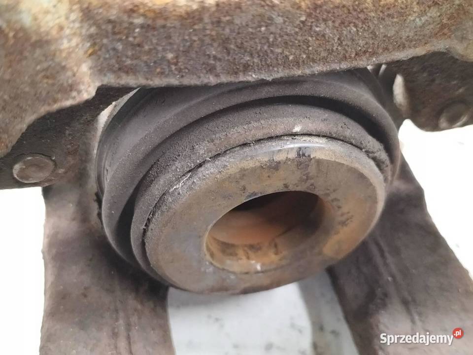 ZACISK HAMULCOWY PRAWY LEWY TYŁ KPL 35 V6 Jeep