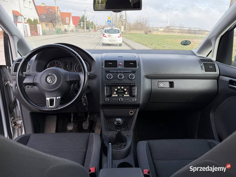 VW Touran II 14 benzyna 2014 112 przebiegu super Touran dolnośląskie sprzedam