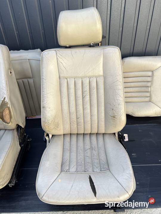 Wnętrze beżowe mercedes w124 coupe Wrocław