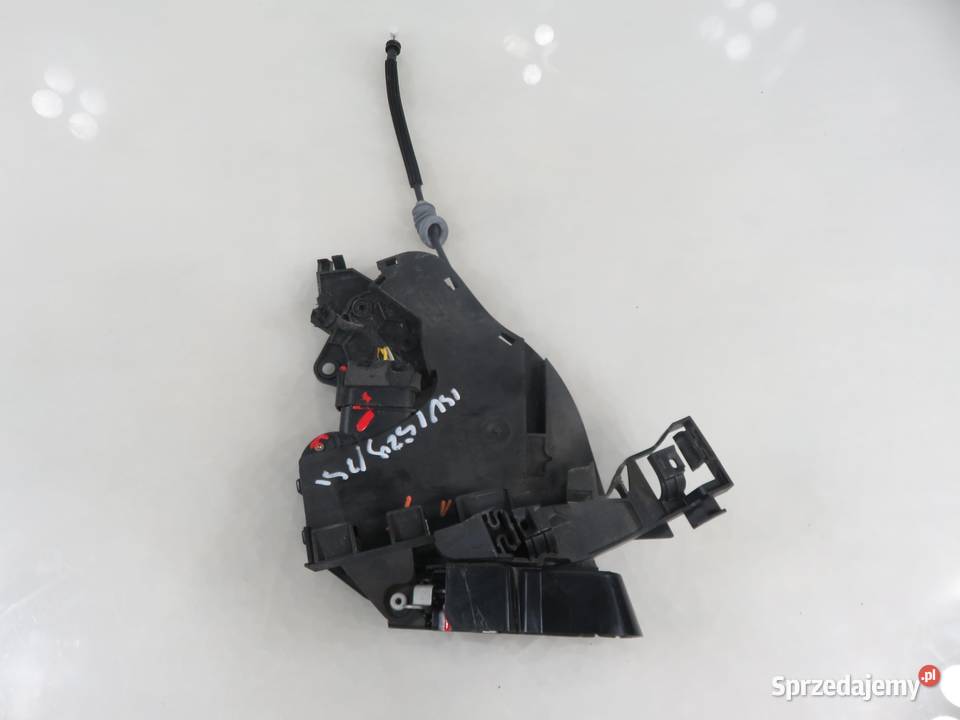 ZAMEK LEWY TYLNY VOLVO V50 MW 30753668