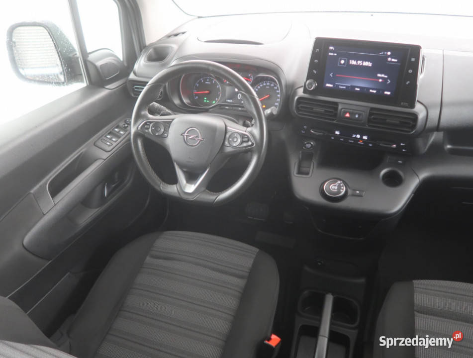 Opel Combo 12 Turbo kamera cofania Bielany Wrocławskie