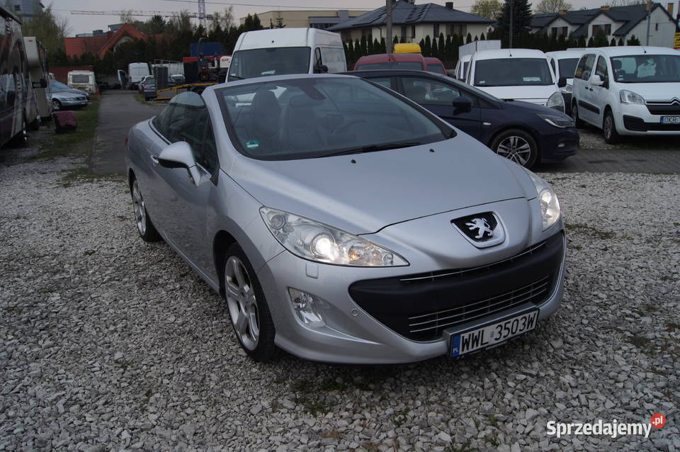 ŁADNY CABRIO W AUTOMACIE Rok produkcji 2011 Warszawa