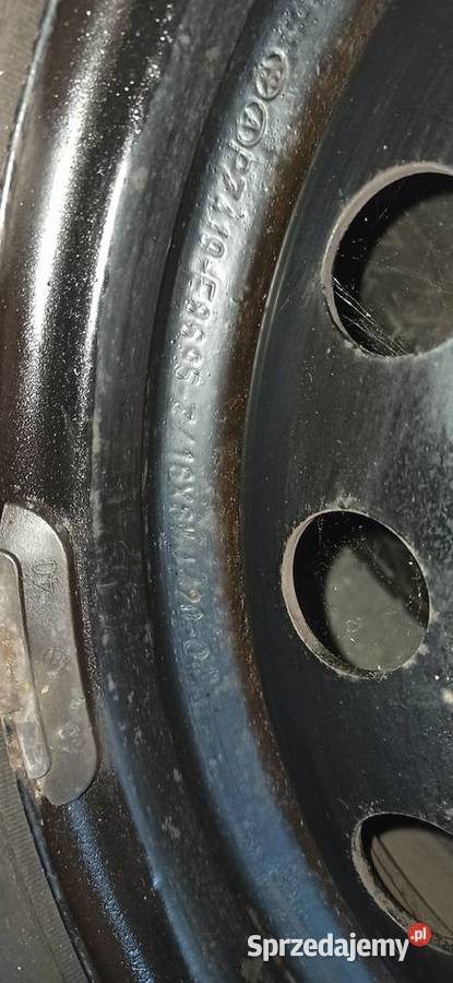 Opony zimowe z felgami