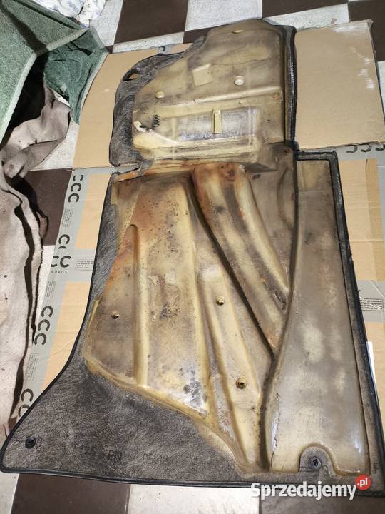 Mercedes W124 wykładzina podłogi dywan dywanik Skarżysko-Kamienna