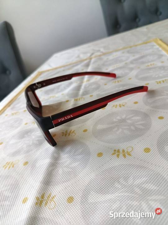 Okulary przeciwsłoneczne unisex marki PRADA Białystok