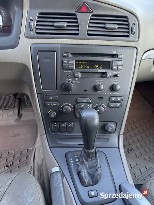 Volvo XC70 25T 4x4 Automat bogate wyposażenie lubelskie Krępiec