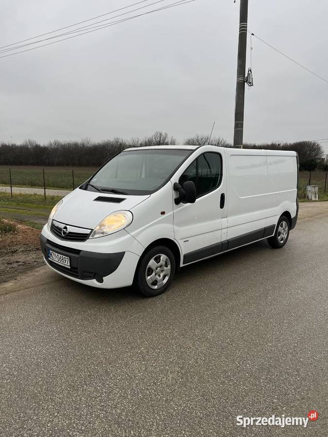 Opel Vivaro L2H1 20 Tdci 115 stan b Rok produkcji 2011 Opel
