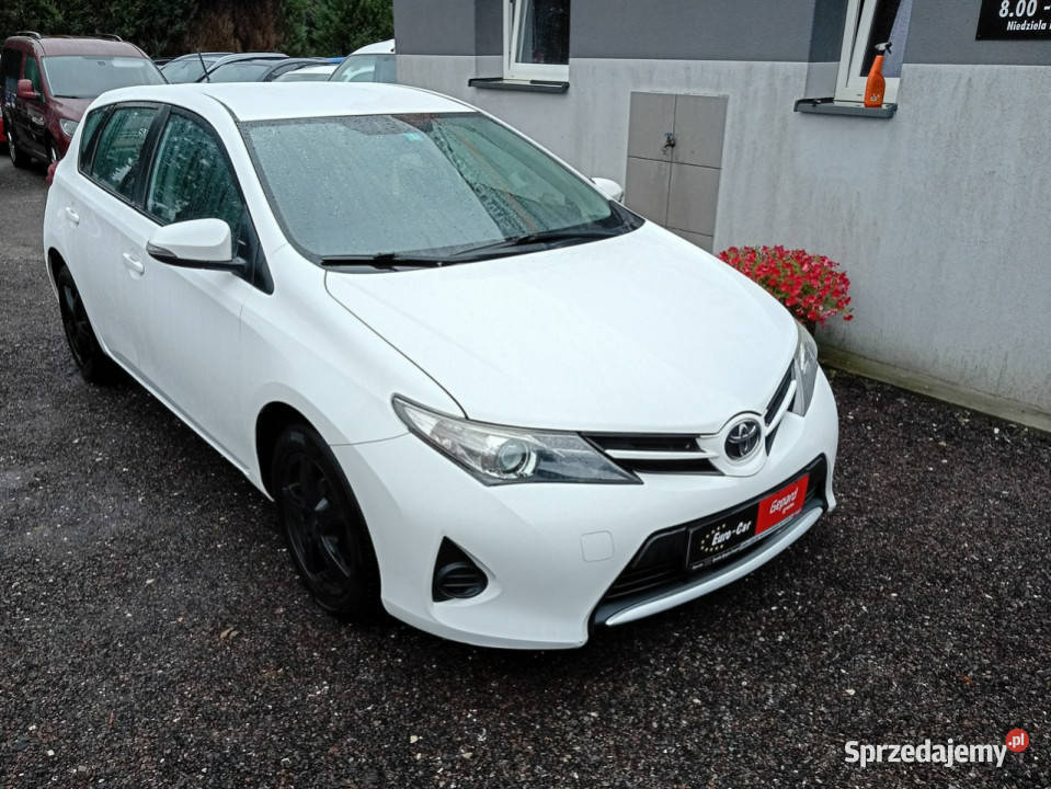 Toyota Auris II 2012 Toyota Janów Lubelski