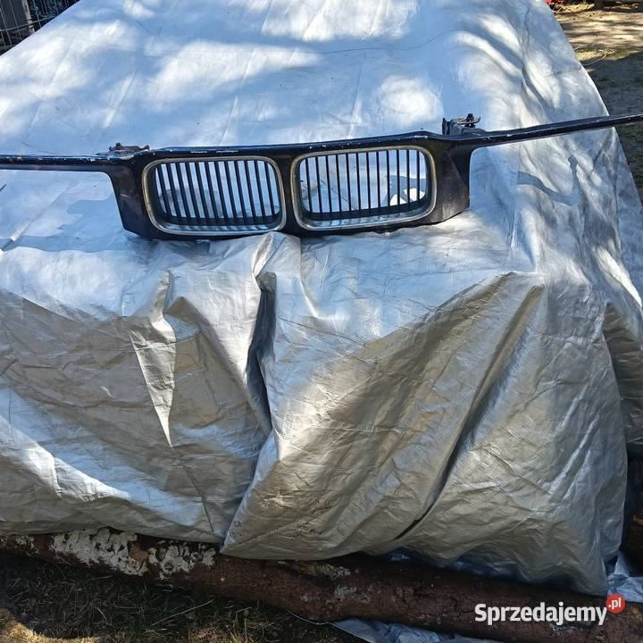 BMW e36 NOSEKATRAPA GRIL z nerkami przedliftowy osobowe Motoryzacja Jastrzębia Góra sprzedam