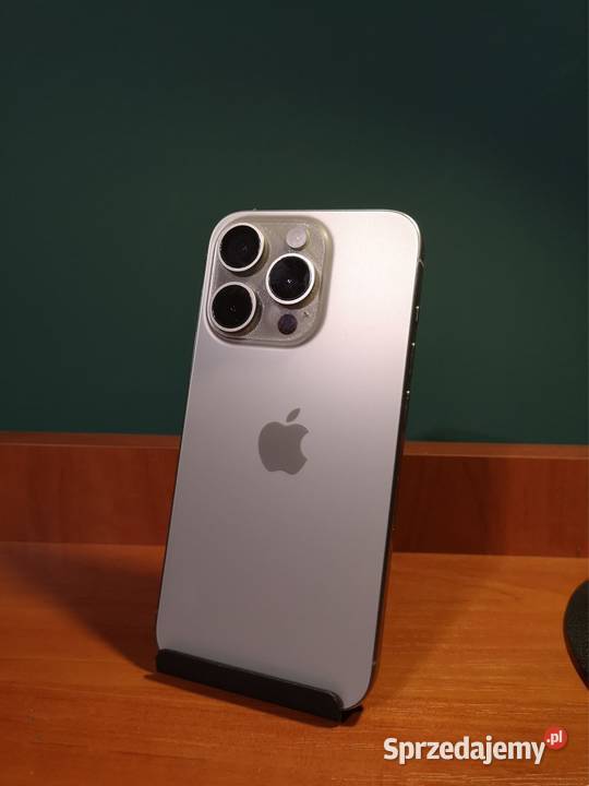 iPhone 15 Pro 16128GB Piaski