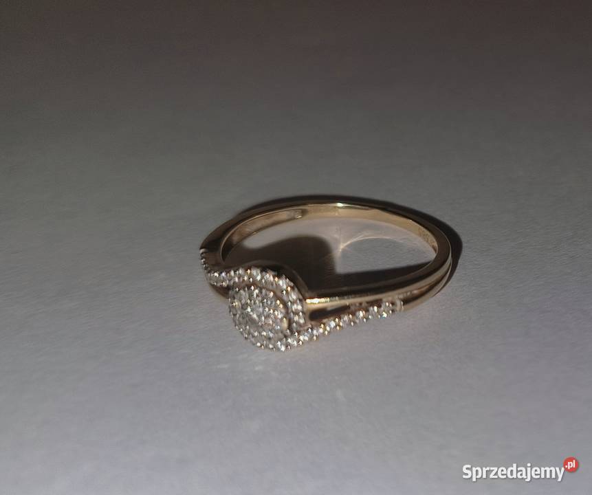 Verona złoto 585 pierścionek 40 diamentów złoto