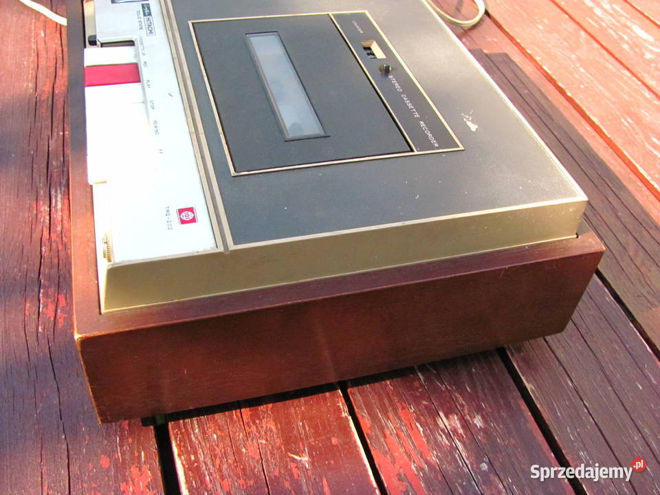 Magnetofon kasetowy Hitachi vintage made in Łódź