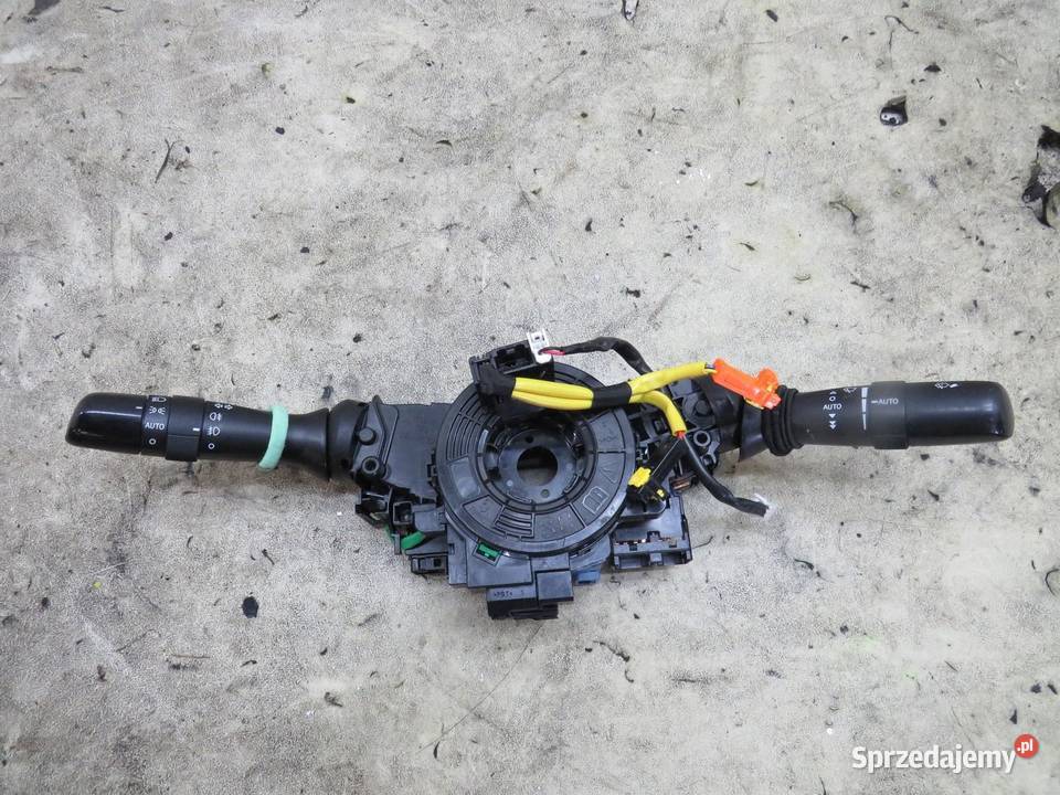 PRZEŁĄCZNIK ZESPOLONY TAŚMA AVENSIS T29