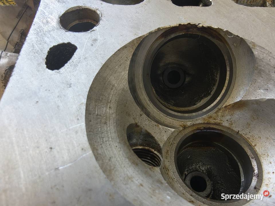 Głowica fiat 125p nowa osobowe sprzedam