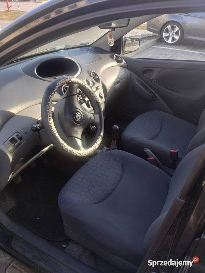 Toyota Yaris 2001 10 brak korozji długie opłaty 998cm3 Olsztyn
