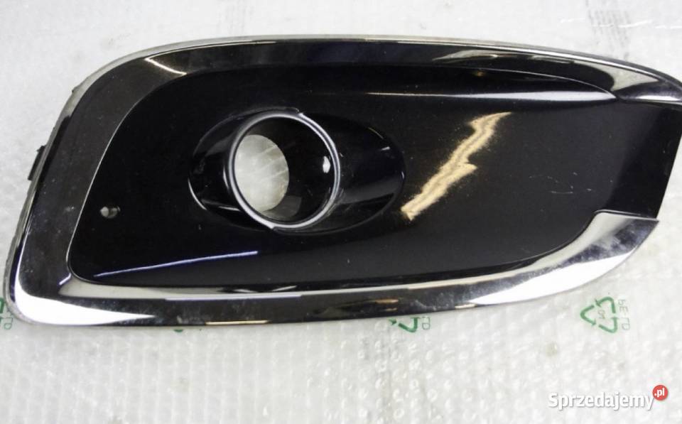 KRATKA HALOGENU LEWA KIA CEED II LIFT CHROM 15