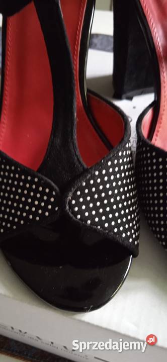 PIĘKNE NOWE CZÓŁENKA ZAMSZOWA SKÓRA r 37 wielkopolskie Piła