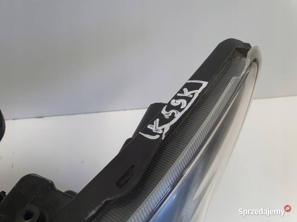 LAMPA LEWA Lexus CT 200 H CT200 CT200H PRZEDNIA Rudka