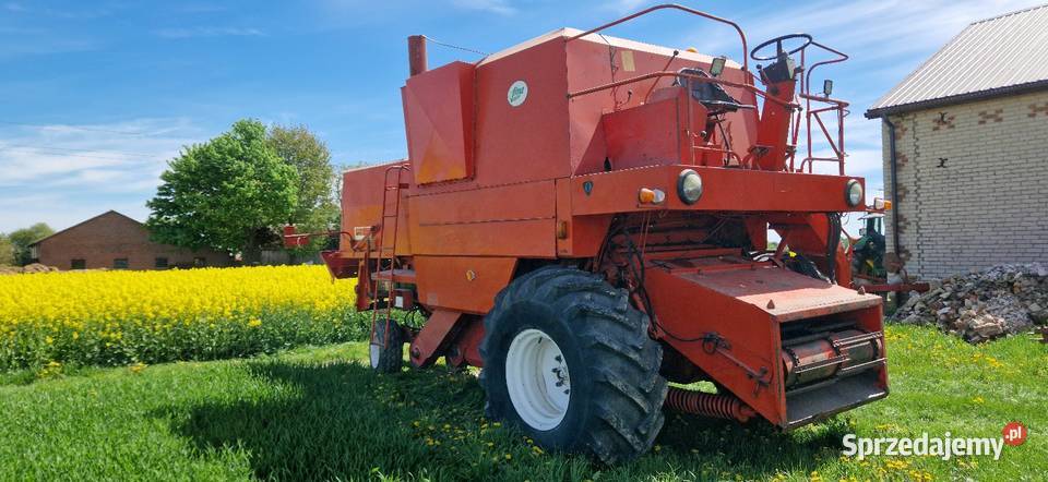 Bizon Z056 Super ze stołem do rzepaku Giełczew