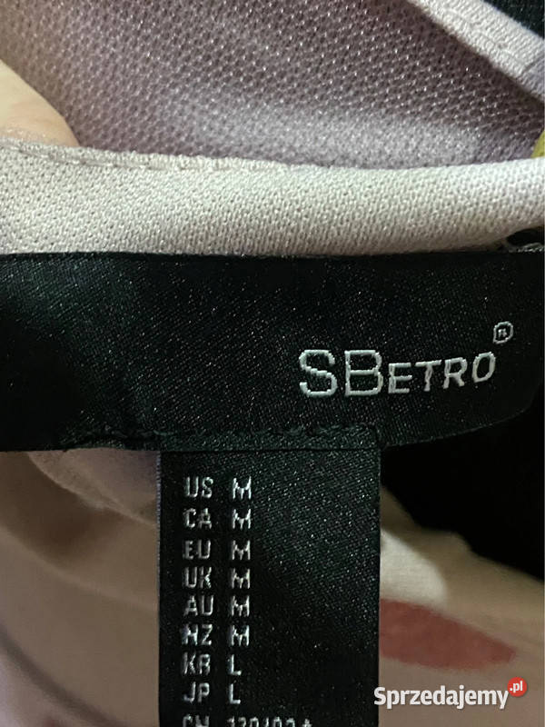 Sukieneczka damska w serduszka rozmiar M Rozmiar 38(M) mazowieckie Warszawa