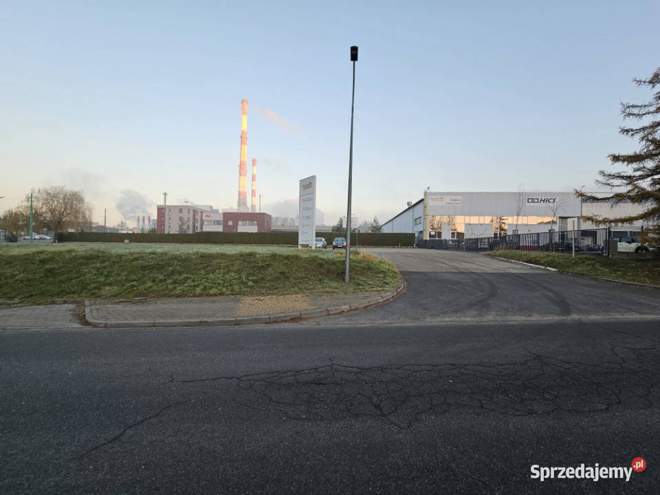 Teren utwardzony skrzyżowaniu Metalowa Fabryczna Tychy