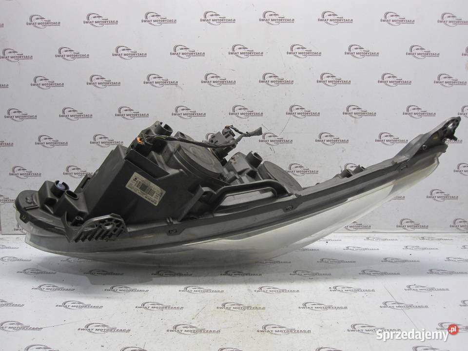 PEUGEOT 3008 I LIFT 16r lampa lewa przód osobowe