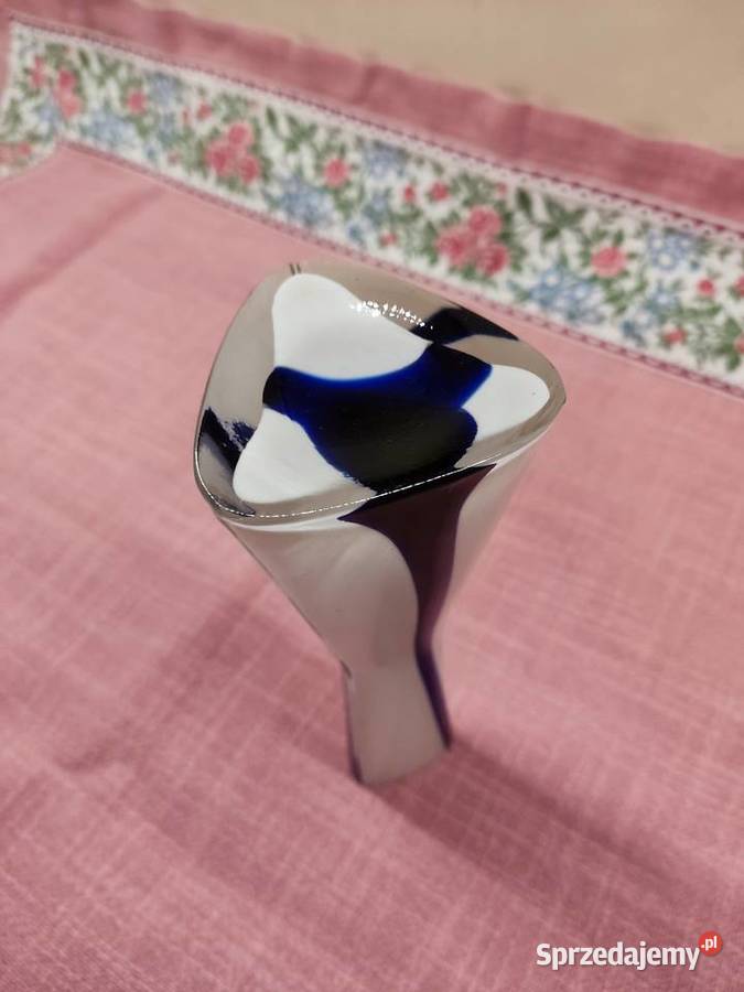 Wazon trójkątny na kwiaty Głuchołazy sprzedam